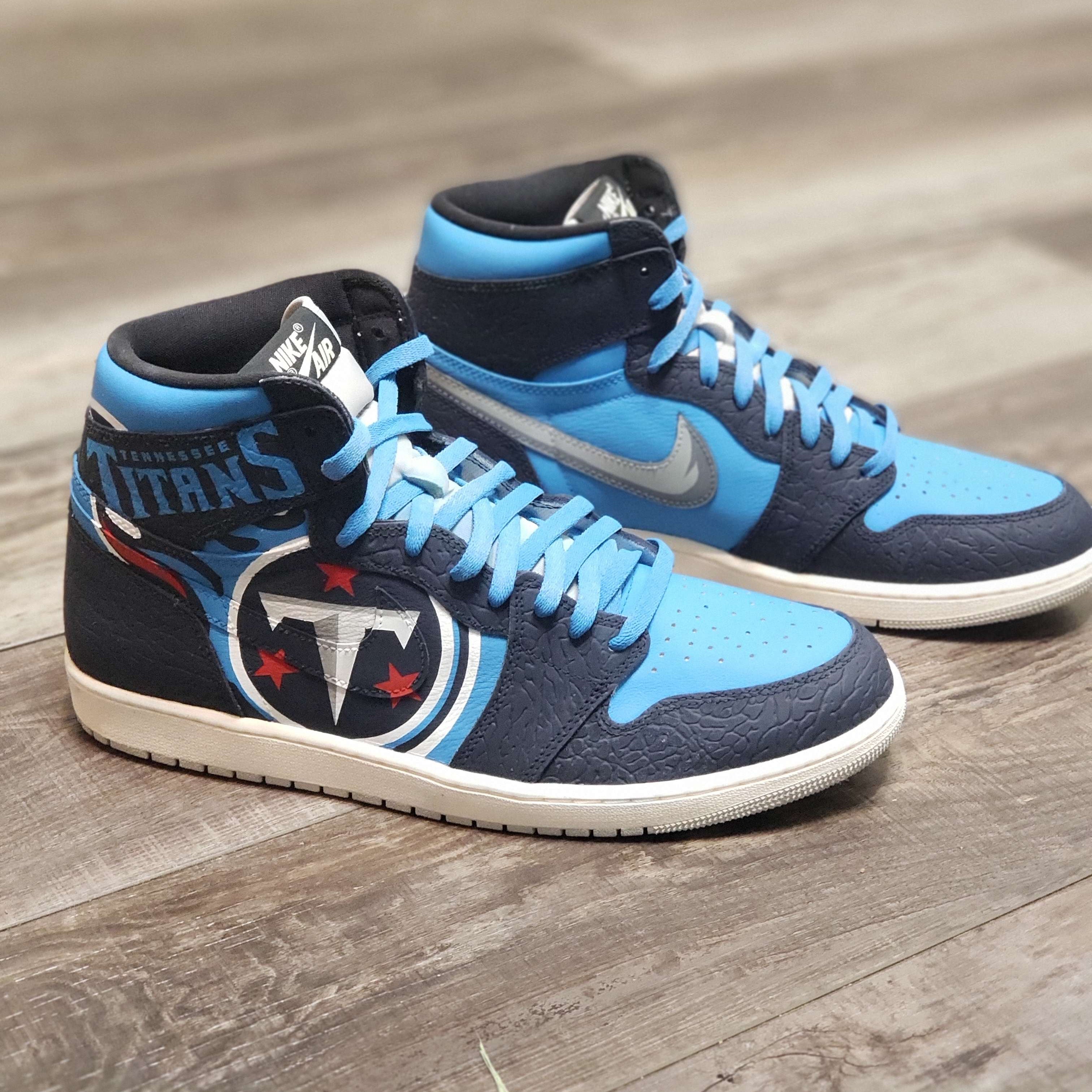 Tennessee Titans AJ1 Retro OG Mid